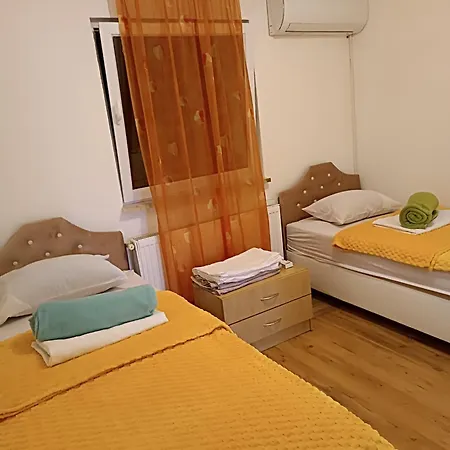 Lägenhet Adna-darija